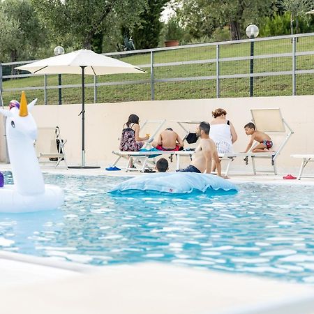 Aparthotel Il Casale Lonato - By Host4U Exteriér fotografie